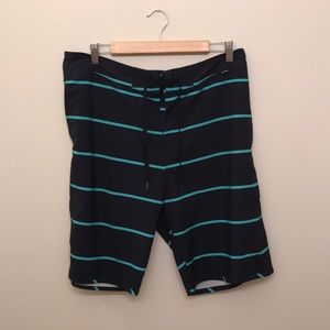 Hurley Boardshorts - L (Waist 32-34)
